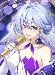  1girl :d absurdres aqua_eyes blue_hair choker commentary detached_sleeves dress freerun79 gloves hair_intakes head_wings highres holding holding_microphone honkai:_star_rail honkai_(series) long_hair looking_at_viewer microphone musical_note open_mouth purple_choker robin_(honkai:_star_rail) smile solo staff_(music) strapless strapless_dress upper_body white_dress white_gloves wings 