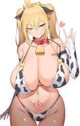 &gt;:) 1girl animal_ears animal_print barcode barcode_tattoo bdsm bell bikini blonde_hair branded breasts bridal_gauntlets cleavage collar collarbone cow_ears cow_horns cow_print cow_print_bikini cowbell elbow_gloves gloves haks hanging_breasts heart heart_tattoo highres horns huge_breasts kirome_(kamipaper) long_hair looking_at_viewer navel neck_bell one_eye_closed orange_eyes original print_bikini pubic_tattoo saaya_(kirome) slave smile solo swimsuit tattoo thigh_gap twintails virtual_youtuber wide_hips wink rating:Questionable score:268 user:100241