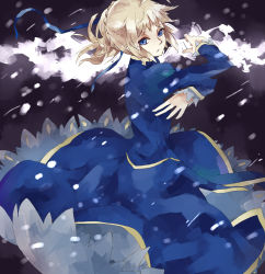 1girl absurdres ahoge artoria_pendragon_(fate) bad_id bad_pixiv_id blonde_hair blue_eyes dress fate/stay_night fate_(series) hair_ribbon highres ribbon saber_(fate) solo yamato_(aoiaoiao921)