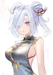 1girl bare_arms blue_eyes breasts china_dress chinese_clothes double_bun dress fujito_(call_f_) genshin_impact hair_bun hair_over_one_eye highres large_breasts looking_at_viewer medium_breasts shenhe_(genshin_impact) sideboob solo white_background white_hair rating:Sensitive score:21 user:danbooru