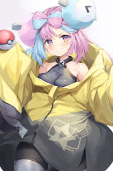  1girl bare_shoulders bike_shorts black_shorts blue_hair bow-shaped_hair breasts commentary_request creatures_(company) game_freak gedou_(shigure_seishin) gradient_background grey_background grey_pantyhose grin highres holding holding_poke_ball iono_(pokemon) jacket looking_at_viewer medium_breasts multicolored_hair nintendo pantyhose pink_hair poke_ball poke_ball_(basic) pokemon pokemon_sv short_shorts shorts single_leg_pantyhose smile solo two-tone_hair white_background yellow_jacket  rating:Sensitive score:8 user:danbooru