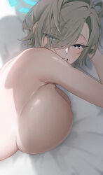  1girl absurdres alternate_hair_length alternate_hairstyle armpits asuna_(blue_archive) bare_shoulders bed_sheet blue_archive blue_eyes blue_halo breasts brown_hair completely_nude from_side halo highres kokucho large_breasts looking_at_viewer lying mixed-language_commentary nude on_bed on_side parted_bangs short_hair smile solo upper_body 