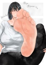  1girl barefoot black_hair breasts feet female_focus foot_focus highres large_breasts long_hair looking_at_viewer mature_female parted_lips soles solo steam sweat taba toes  rating:Sensitive score:74 user:ssfl