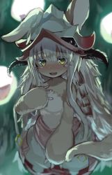  1other ambiguous_gender animal_ears blush body_fur ears_through_headwear fake_horns fang furry greatmosu green_eyes helmet highres horned_helmet horns made_in_abyss nanachi_(made_in_abyss) open_mouth solo tail whiskers white_hair  rating:Sensitive score:17 user:danbooru