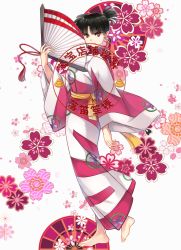 Rule 34 | 1girl, barefoot, black hair, demon girl, earrings, feather hair ornament, feathers, hand fan, highres, inuyasha, japanese clothes, jewelry, kagura (inuyasha), kimono, looking at viewer, obi, pointy ears, ponytail, red eyes, sash, short ponytail, smile, walking