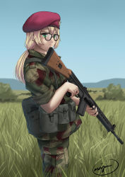 Rule 34 | 1girl, absurdres, ammunition pouch, battle rifle, beret, blonde hair, camouflage, canteen, day, frown, grass, green eyes, gun, h&amp;k g3, hat, highres, hill, load bearing equipment, long hair, looking at viewer, looking to the side, low ponytail, mardjan, military, military uniform, multicolored pants, original, pants, paratrooper, pouch, red hat, rifle, signature, sky, soldier, solo, tall grass, tree, uniform, weapon