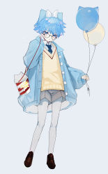 Rule 34 | 1boy, absurdres, balloon, black-framed eyewear, blue eyes, blue hair, blue jacket, blue necktie, bow, brown footwear, child, closed mouth, commentary request, fate/extra, fate/extra ccc, fate/grand order, fate (series), food, full body, grey shorts, highres, holding, holding balloon, jacket, long sleeves, looking at viewer, male focus, necktie, pith u, popcorn, shorts, simple background, solo, sweater, white background, white bow, white legwear, yellow sweater