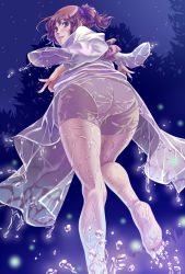 Rule 34 | 1girl, ass, barefoot, brown hair, cameltoe, closed mouth, commentary request, crotch seam, green eyes, hair ornament, highres, japanese clothes, kimono, legs, lips, long hair, looking at viewer, looking back, night, night sky, original, panties, see-through, short hair, sky, smile, standing, standing on one leg, star (sky), starry sky, trefoil, underwear, wanana, water, wet, white kimono, white panties