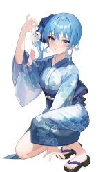 Rule 34 | 1girl, absurdres, blue eyes, blue hair, blue kimono, closed mouth, floral print, full body, high side ponytail, highres, holding, hololive, hoshimachi suisei, japanese clothes, kimono, obi, on one knee, print kimono, sandals, sash, simple background, smile, solo, suis (suis022511), toes, virtual youtuber, white background, wide sleeves, wind chime, zouri