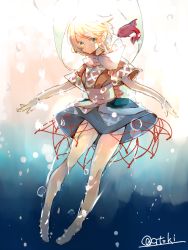 Rule 34 | 1girl, atoki, bare legs, barefoot, blush, bubble, fish, full body, green eyes, highres, legs, looking at viewer, miniskirt, mizuhashi parsee, pointy ears, robe, sash, scarf, short hair, skirt, smile, solo, touhou, underwater