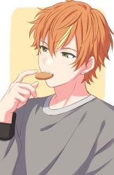 Rule 34 | 1boy, blonde hair, cookie, earrings, eating, food, green eyes, grey shirt, hand up, highres, jewelry, male focus, multicolored hair, orange hair, project sekai, sekina, shinonome akito, shirt, short hair, simple background, solo, two-tone hair, upper body