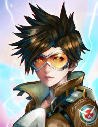 Rule 34 | 1girl, bai wang, brown hair, brown jacket, chest harness, closed mouth, commentary, electricity, english commentary, goggles, green eyes, harness, jacket, looking at viewer, overwatch, overwatch 1, pink lips, short hair, smile, solo, tracer (overwatch), upper body