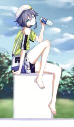 1girl alternate_hair_length alternate_hairstyle backpack bag barefoot beret black_choker black_hair black_shorts blue_eyes blue_nails casual choker closed_mouth fu_hua fu_hua_(night_squire) fu_hua_(spring_traveler) full_body green_shirt hat highres holding honkai_(series) honkai_impact_3rd jingwei_(bird) nail_polish no_shoes outdoors pengzlp shirt short_hair shorts sitting smile toenail_polish toenails toes tree