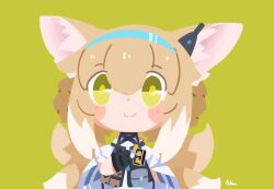 Rule 34 | 1girl, animal ears, arknights, bare shoulders, black gloves, blonde hair, blue hairband, blush, chibi, closed mouth, clothing cutout, colored tips, commentary request, earpiece, fox ears, fox girl, gloves, green background, green eyes, hairband, kitsune, kyuubi, material growth, multicolored hair, multiple tails, nuu (nu-nyu), oripathy lesion (arknights), short hair, short sleeves, shoulder cutout, simple background, smile, solo, suzuran (arknights), tail, upper body
