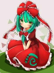Rule 34 | 1girl, blush, bow, closed mouth, front ponytail, green eyes, green hair, hair between eyes, hair bow, highres, inon, kagiyama hina, long hair, looking at viewer, notice lines, red bow, red skirt, short sleeves, skirt, smile, solo, touhou