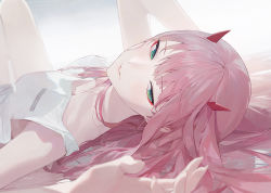 Rule 34 | breasts, darling in the franxx, green eyes, hairband, horns, medium breasts, modare, oni horns, pink hair, red horns, white hairband, zero two (darling in the franxx)