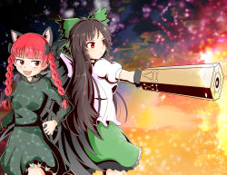 Rule 34 | 2girls, :3, :d, animal ears, arm cannon, black hair, bow, braid, cape, cat ears, fire, green bow, green skirt, hair bow, high contrast, highres, kaenbyou rin, long hair, looking to the side, multiple girls, open mouth, red eyes, red hair, reiuji utsuho, rozugadena, skirt, smile, third eye, touhou, twin braids, weapon, white cape, wings