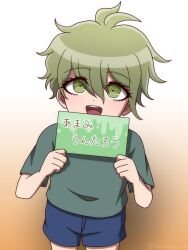 Rule 34 | 1boy, :d, aged down, amami rantaro, blue shorts, brown background, cowboy shot, danganronpa (series), danganronpa v3: killing harmony, gradient background, green eyes, green hair, grey shirt, hair between eyes, hands up, highres, holding, holding sign, male focus, messy hair, open mouth, shirt, short hair, short sleeves, shorts, sign, smile, solo, suiren yurei, teeth, translation request, upper teeth only