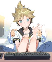 Rule 34 | 1boy, :&lt;, blonde hair, blue eyes, blush, child, hands on another&#039;s shoulders, headset, kagamine len, looking at viewer, male focus, nail polish, naoko (naonocoto), sailor collar, shorts, solo focus, sweatdrop, vocaloid, waving, yellow nails