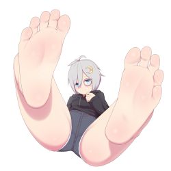 Rule 34 | 1girl, blue eyes, blush, feet, foot focus, highres, looking at viewer, maidforge, medium hair, monocle, shorts, silver hair, smile, soles, solo, toes, white background