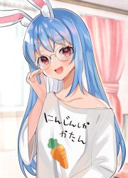 absurdres alternate_hairstyle animal_ears blue_hair blurry blush carrot check_translation collarbone commentary curtains depth_of_field glasses hair_down highres hololive hutaba_haru loose_clothes loose_shirt multicolored_hair partially_translated rabbit_girl red_eyes shirt smile solo t-shirt thick_eyebrows translation_request two-tone_hair usada_pekora virtual_youtuber