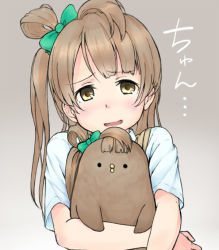Rule 34 | 10s, 1girl, bad id, bad pixiv id, bird, bow, brown eyes, brown hair, carrying, green bow, hair bow, looking at viewer, love live!, love live! school idol project, minami kotori, minami kotori (bird), one side up, robin16, short sleeves, simple background, upper body