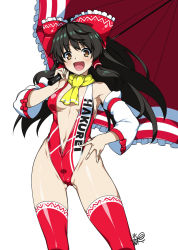 Rule 34 | 1girl, alternate costume, black hair, blush, bow, breasts, brown eyes, center opening, cleavage, cowboy shot, detached sleeves, hair bow, hair tubes, hakurei reimu, hyouju issei, long hair, looking at viewer, navel, one-piece swimsuit, open mouth, race queen, red thighhighs, sideboob, simple background, smile, solo, swimsuit, thighhighs, touhou, tube, umbrella, white background