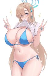 1girl asuna_(blue_archive) bikini blue_archive blue_bikini blue_eyes blue_halo blue_ribbon breasts brown_hair clothes_lift commentary cowboy_shot double_v hair_over_one_eye hair_ribbon halo hands_up highres huge_breasts kuavera lifting_own_clothes long_hair looking_at_viewer mole mole_on_breast mouth_hold navel ribbon shirt shirt_lift short_sleeves side-tie_bikini_bottom simple_background solo swimsuit symbol-only_commentary v white_background white_shirt