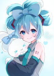Rule 34 | &gt; &lt;, 1girl, :3, absurdres, aqua eyes, aqua hair, aqua necktie, arm tattoo, ayatsuki hina, bare shoulders, black sleeves, blue background, blue bow, blush, blush stickers, bow, cinnamiku, cinnamoroll, closed mouth, collared shirt, commentary request, detached sleeves, ear bow, eyelashes, gradient background, grey shirt, hair between eyes, hair bow, hatsune miku, highres, long hair, long sleeves, looking at viewer, necktie, number tattoo, rabbit, sanrio, shirt, sidelocks, sleeveless, sleeveless shirt, smile, tattoo, tied ears, updo, upper body, vocaloid, white background, wing collar