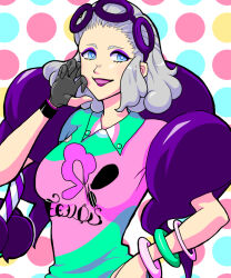 1girl aged_down black_gloves blue_eyes bracelet breasts commentary_request creatures_(company) eyeshadow game_freak gloves green_shirt grey_hair hair_ornament jewelry lipstick looking_at_viewer makeup medium_breasts nintendo opal_(pokemon) pink_shirt pokemon pokemon_swsh polka_dot polka_dot_background rai_(fortunecookie) shirt short_hair solo upper_body