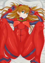 Rule 34 | 1girl, :3, ass, ass focus, bed, blue eyes, bodysuit, brown hair, curvy, huge ass, kumikouj, long hair, long sleeves, looking at viewer, lying, neon genesis evangelion, on bed, pillow, plugsuit, presenting, red bodysuit, shiny clothes, smile, solo, souryuu asuka langley, very long hair, wide hips