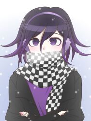 Rule 34 | 1boy, alternate costume, black hair, black jacket, black scarf, breath, checkered clothes, checkered scarf, danganronpa (series), danganronpa v3: killing harmony, flipped hair, gradient background, hair between eyes, hairband, highres, jacket, long sleeves, looking at viewer, oma kokichi, open clothes, open jacket, pink shirt, purple eyes, purple hairband, scarf, shirt, sleeves past wrists, snowing, solo, suiren yurei, upper body, white scarf