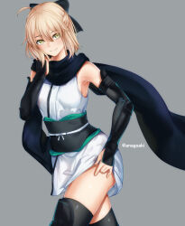 Rule 34 | 1girl, ahoge, aona (anagasaki), arm guards, black bow, blonde hair, bow, breasts, commentary request, detached sleeves, fate/grand order, fate (series), hair bow, half updo, highres, japanese clothes, kimono, koha-ace, large breasts, looking at viewer, obi, okita souji (fate), okita souji (koha-ace), sash, short hair, short kimono, sleeveless, sleeveless kimono, smile, solo, thighs, white kimono, yellow eyes