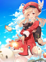 Rule 34 | 1girl, absurdres, age switch, aged down, aged up, ahoge, backpack, bag, bag charm, blonde hair, blue sky, blush, cabbie hat, charm (object), cloud, clover print, dodoco (genshin impact), genshin impact, gloves, hair between eyes, hat, hat feather, hat ornament, highres, huge filesize, hugging doll, hugging object, jumpy dumpty, klee (genshin impact), long hair, looking at viewer, low twintails, open mouth, orange eyes, pocket, pointy ears, randoseru, red hat, sidelocks, sky, solo, standing, twintails, yeolyeo