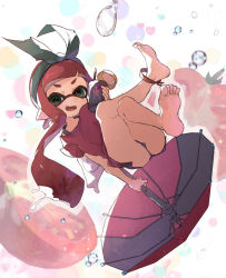 Rule 34 | 1girl, ass, barefoot, cup, fang, feet, female focus, head tilt, highres, holding, inkling player character, nintendo, open mouth, partially visible vulva, pointy, red hair, short shorts, shorts, smile, soles, solo, splatoon (series), tentacle hair, toes, tomato, umbrella, ume (plumblossom), upshorts