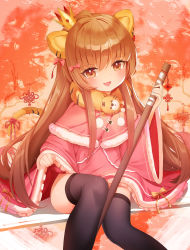 Rule 34 | 1girl, absurdres, aisaka taiga, animal ears, bad id, bad pixiv id, black thighhighs, bokken, bow, brown eyes, brown hair, commentary request, crown, fang, hair bow, highres, holding, holding sword, holding weapon, light blush, looking at viewer, lulu (lulu1943), mini crown, open mouth, pink bow, sitting, skin fang, smile, solo, sword, tail, thighhighs, tiger ears, tiger tail, toradora!, weapon, wooden sword