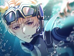 Rule 34 | 1boy, blonde hair, blue eyes, bodysuit, bright pupils, diving suit, goggles, goggles on head, grin, lee: hyperreal (punishing: gray raven), male focus, punishing: gray raven, rubber duck, short hair, smile, snorkel, solo, tagme, toi pngr, underwater, upper body, wetsuit