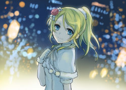 Rule 34 | 10s, 1girl, ayase eli, blonde hair, blue eyes, blurry background, capelet, flower, fur-trimmed gloves, fur trim, gloves, hair flower, hair ornament, hand on own chest, looking at viewer, looking to the side, love live!, love live! school idol project, ponytail, scrunchie, smile, snow halation, solo, suganemui, upper body