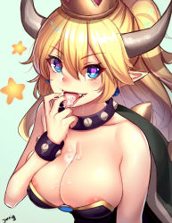 Rule 34 | 1girl, artist name, bare shoulders, blonde hair, blue eyes, bowsette, bracelet, breasts, cleavage, collar, crown, earrings, green background, heart, heart-shaped pupils, highres, horns, jewelry, jurrig, large breasts, long hair, mario (series), new super mario bros. u deluxe, nintendo, pointy ears, ponytail, saliva, simple background, solo, spiked bracelet, spiked collar, spikes, star (symbol), super crown, symbol-shaped pupils, tongue, tongue out