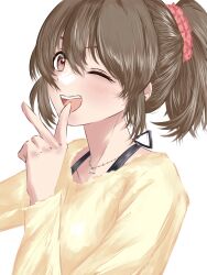 Rule 34 | 1girl, ;d, absurdres, blush, brown hair, highres, hori yuko, idolmaster, idolmaster cinderella girls, jewelry, long sleeves, looking at viewer, necklace, one eye closed, open mouth, pink hair, saohahu, shirt, simple background, smile, solo, teeth, upper body, upper teeth only, v, white background, yellow shirt