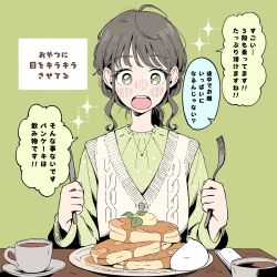 Rule 34 | 1girl, brown hair, check translation, coffee, coffee cup, commentary request, cup, disposable cup, food, fork, green background, green eyes, green theme, highres, holding, holding fork, holding knife, jewelry, knife, maple syrup, maria komaki, necklace, open mouth, original, pancake, pancake stack, round teeth, sparkle, sweater, swept bangs, teeth, translation request, upper teeth only