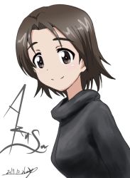 Rule 34 | 10s, 1girl, artist name, black shirt, brown eyes, brown hair, bukkuri, casual, character name, closed mouth, dated, from side, girls und panzer, looking at viewer, parted bangs, portrait, sawa azusa, shirt, short hair, signature, simple background, smile, solo, white background