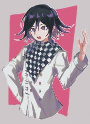 Rule 34 | 1boy, :o, absurdres, black hair, bojue (hakus 1128), buttons, checkered clothes, checkered scarf, cropped torso, danganronpa (series), danganronpa v3: killing harmony, double-breasted, grey background, grey jacket, hand up, highres, jacket, long sleeves, medium hair, multicolored hair, oma kokichi, purple eyes, red background, scarf, solo, teeth, two-tone hair, upper teeth only