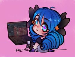 Rule 34 | 1girl, ahoge, artist name, black bow, black dress, blue hair, blush, bow, closed mouth, commentary, computer, dress, drill hair, english commentary, gloves, green eyes, grey dress, gwen (league of legends), hair between eyes, hair bow, laptop, league of legends, long hair, pink background, poposhirat, purple gloves, shoes, simple background, smile, solo, twin drills, twintails