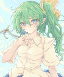 Rule 34 | 1girl, :&lt;, blue eyes, blue sky, closed mouth, cloud, collared shirt, daiyousei, fairy wings, green hair, hair between eyes, highres, long hair, looking at viewer, neko mata, outdoors, pointy ears, shirt, short sleeves, side ponytail, sky, solo, touhou, upper body, white shirt, wings