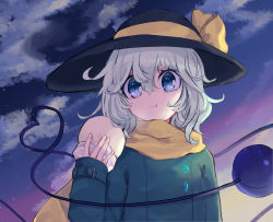 Rule 34 | 1girl, baozi, bitten, black hat, blue eyes, buttons, chewing, closed mouth, cloud, commentary request, diamond button, eating, evening, eyeball, food, green jacket, grey hair, hat, hat ribbon, heart, heart of string, highres, holding, holding food, jacket, komeiji koishi, long sleeves, medium hair, ribbon, scarf, sky, smile, solo, third eye, touhou, tsukikusa, upper body, yellow ribbon, yellow scarf