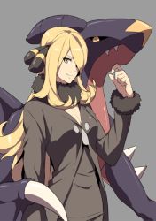 Rule 34 | 1girl, black coat, black shirt, blonde hair, breasts, chorefuji, claws, cleavage, closed mouth, coat, creatures (company), cynthia (pokemon), fangs, fur collar, fur trim, game freak, garchomp, gen 4 pokemon, grey background, hair ornament, hair over one eye, long hair, long sleeves, looking at viewer, nintendo, pokemon, pokemon (creature), pokemon dppt, shirt, simple background, smile, spikes, upper body, yellow eyes