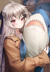 Rule 34 | 1girl, ahoge, alternate costume, ankkoyom, bad id, bad pixiv id, blush, breasts, commentary, girls&#039; frontline, grey hair, hair between eyes, hair ornament, hair ribbon, hairclip, highres, holding, holding stuffed toy, ikea shark, iws 2000 (girls&#039; frontline), long hair, looking at viewer, hugging object, red eyes, ribbon, smile, solo, stuffed animal, stuffed shark, stuffed toy