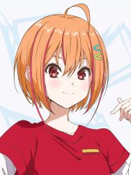 1girl 22/7 ahoge brown_eyes closed_mouth hair_between_eyes hair_ornament hairclip highres himuro_mizuki layered_sleeves long_sleeves looking_at_viewer matsubokkurin227 multicolored_hair orange_hair pink_hair portrait red_shirt shirt shirt_under_shirt short_hair short_over_long_sleeves short_sleeves smile solo streaked_hair two-tone_hair