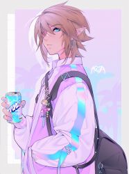 Rule 34 | 1boy, absurdres, backpack, bag, blonde hair, blue eyes, blue jacket, blue nails, can, earrings, from side, frown, grey background, hair over one eye, hand up, highres, holding, holding can, huge filesize, jacket, jewelry, link, long sleeves, looking at viewer, male focus, master sword, mazamuno, multicolored clothes, multicolored jacket, nail polish, nintendo, pants, pink background, pink jacket, pointy ears, princess zelda, short hair, solo, the legend of zelda, triforce, upper body, white jacket